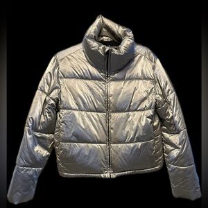 GAP Metallic Silver Women's Puffer Jacket- Size Snall